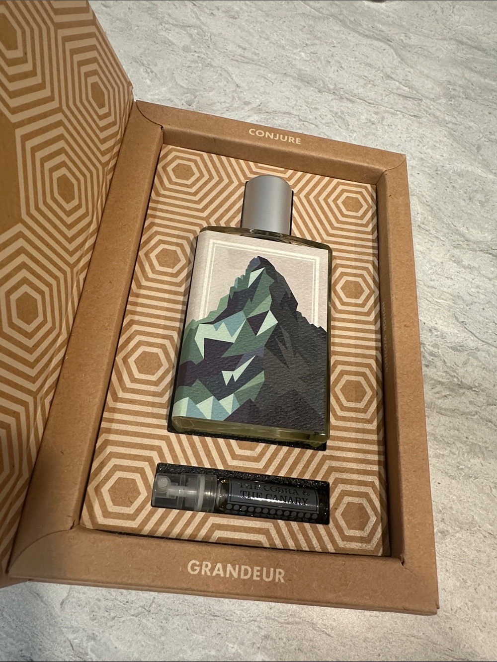 The Language Of Glaciers Parfum - Picture 2 of 4